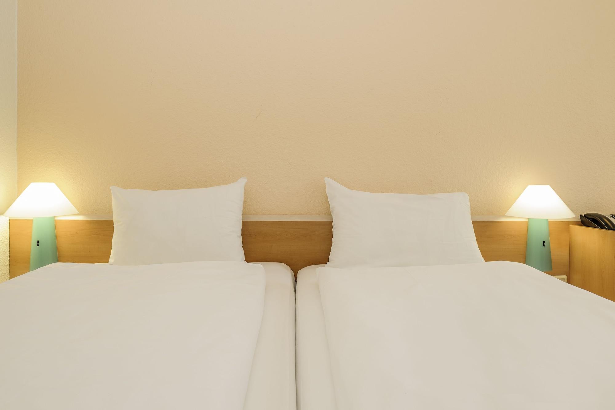 Hotel Ibis Setúbal Kültér fotó